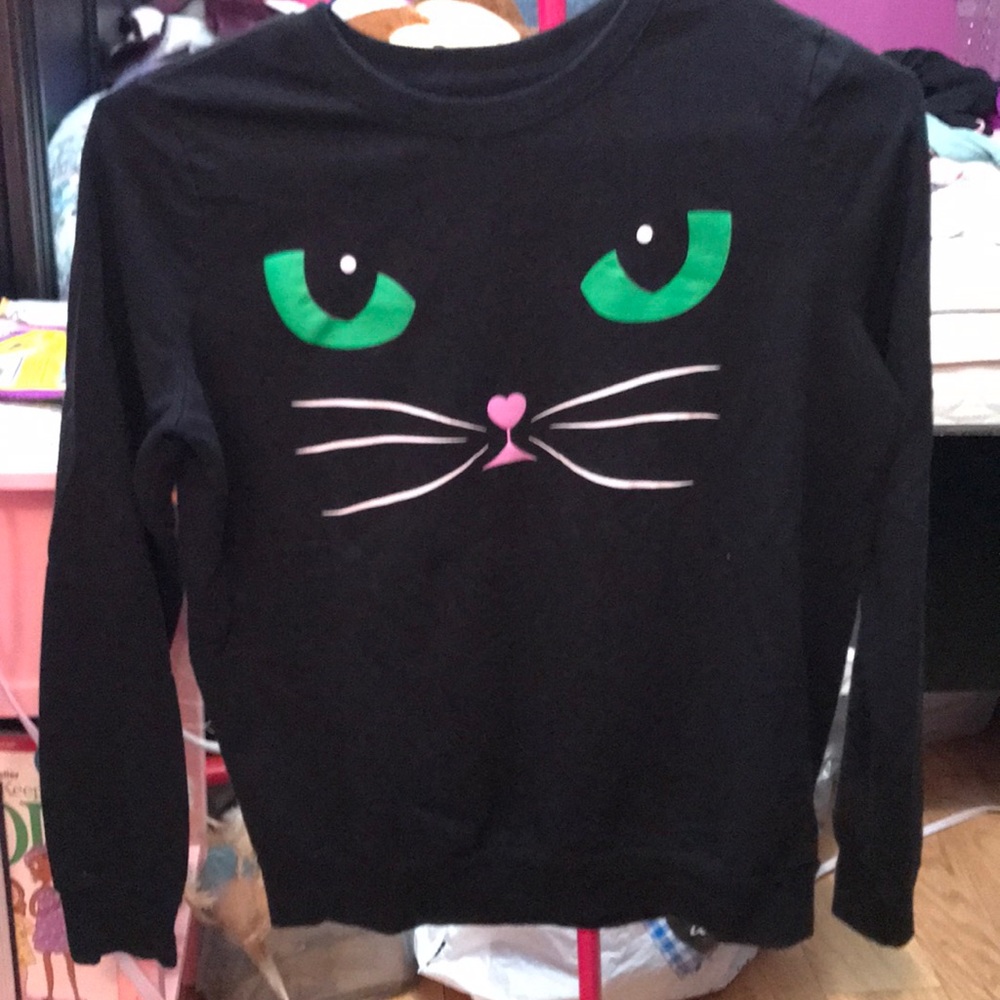 Black cat longsleeve